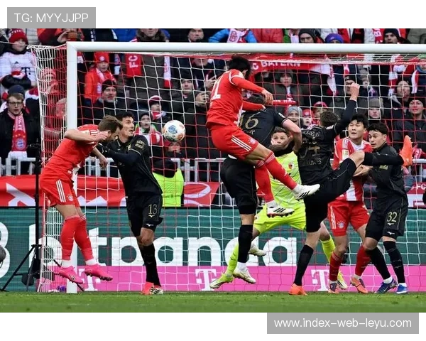 奥利塞助攻迪亚斯破门，拜仁短暂反超比分