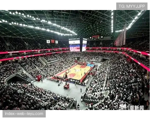 杭州奥体中心体育馆完成CBA季后赛专用地板铺设